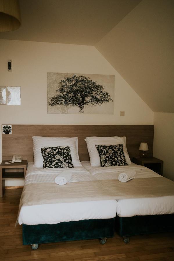 Villa Garden Oleśnica Eksteriør billede