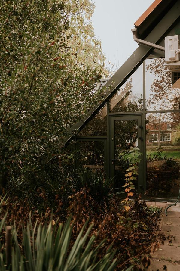 Villa Garden Oleśnica Eksteriør billede