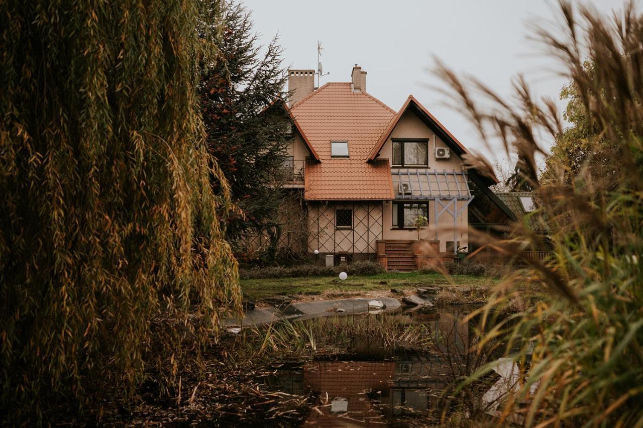 Villa Garden Oleśnica Eksteriør billede